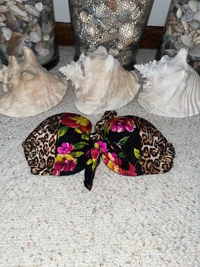 Victoria's Secret Bandeau Bikini Top 32C